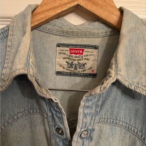 Vintage Levi’s Classic Denim Pearl snap Shirt 80’s 90’s XL XXL 52